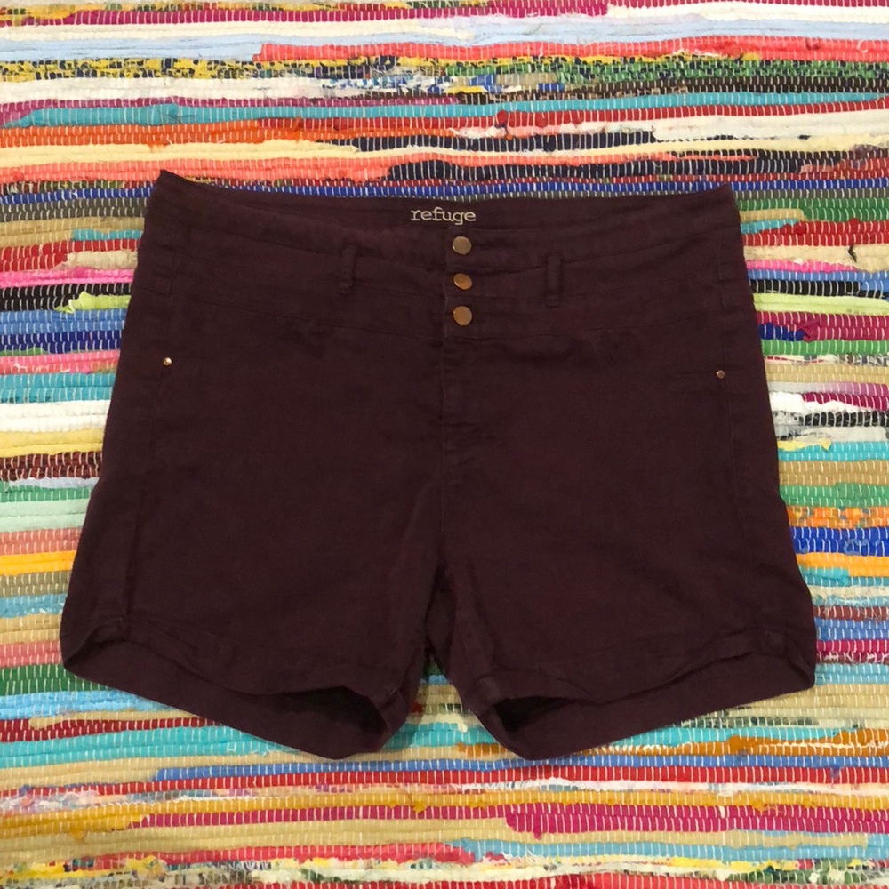 Burgundy 3-button denim shorts from Refugee